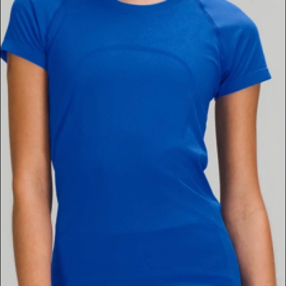 Meet your Posher, Alexis - Picture 2 of 12